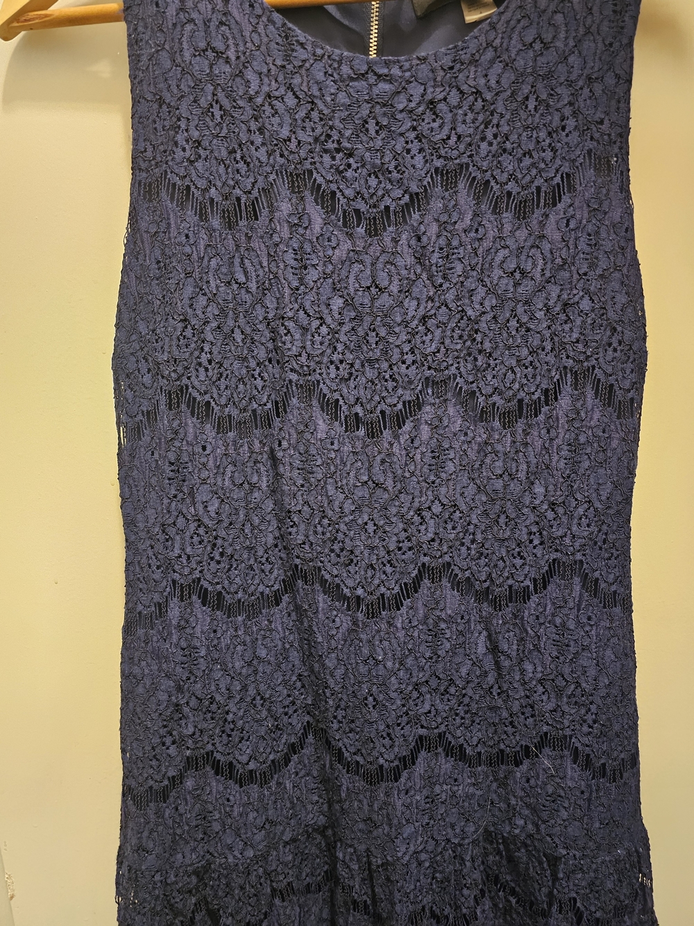 Karl Lagerfeld Paris Navy Blue Lace Sleeveless Dress Sz4 Exposed Branded Zipper - Picture 2 of 6